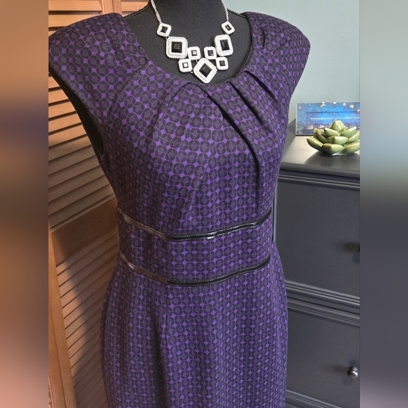 Evan Picone Purple Sleeveless Midi Sheath Dress Size 6 Career Work Business - Picture 3 of 11